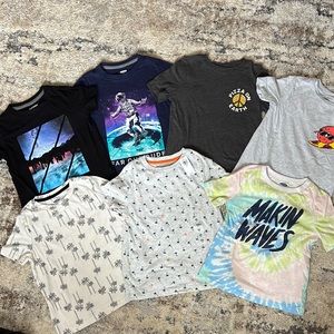Boys 5/5T T-Shirt Bundle